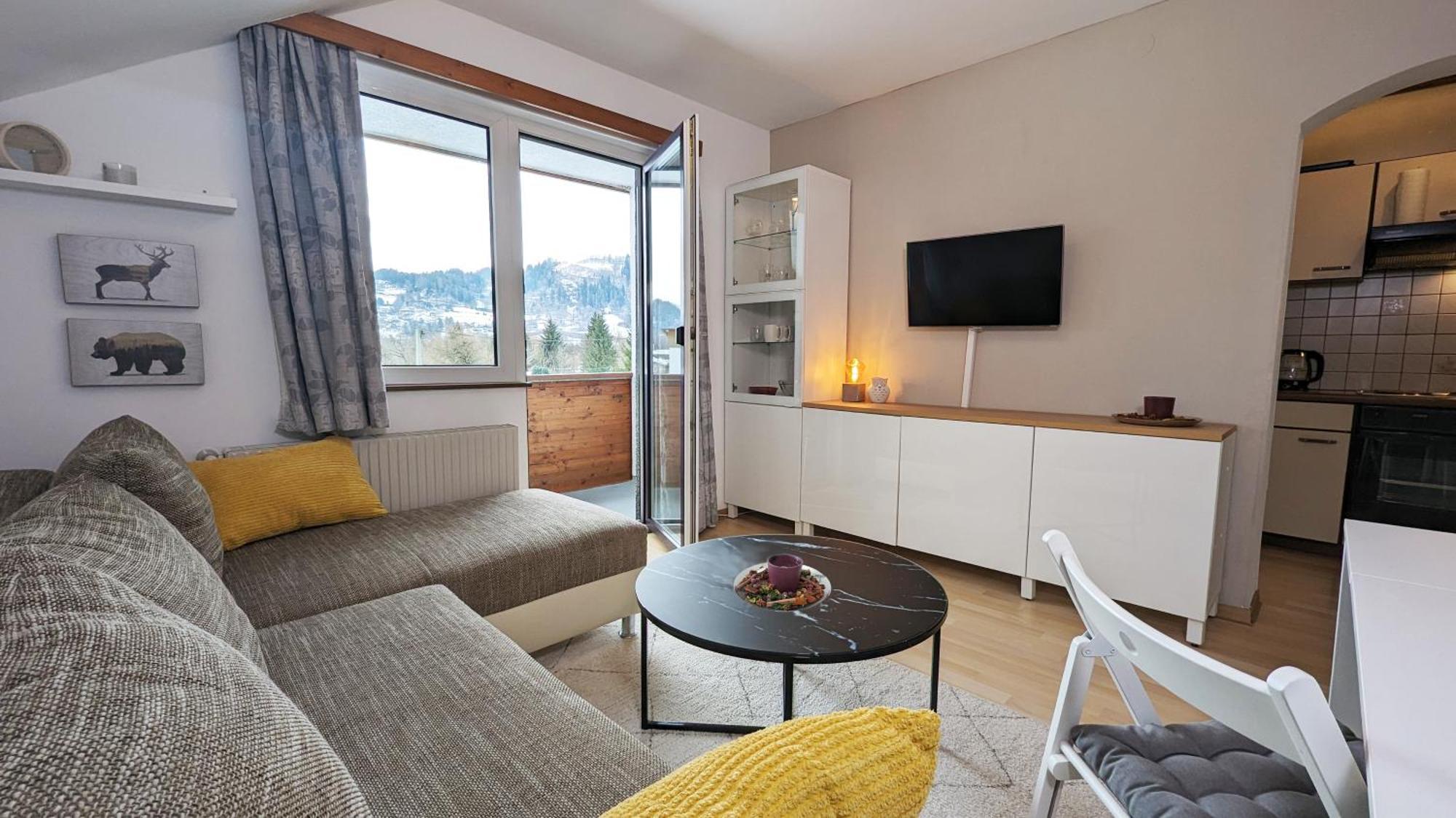 Ferienwohnung Edeltraud, Fusslaeufig Zum See Und 20 Minuten Vom Skigebiet Entfernt Döbriach Esterno foto