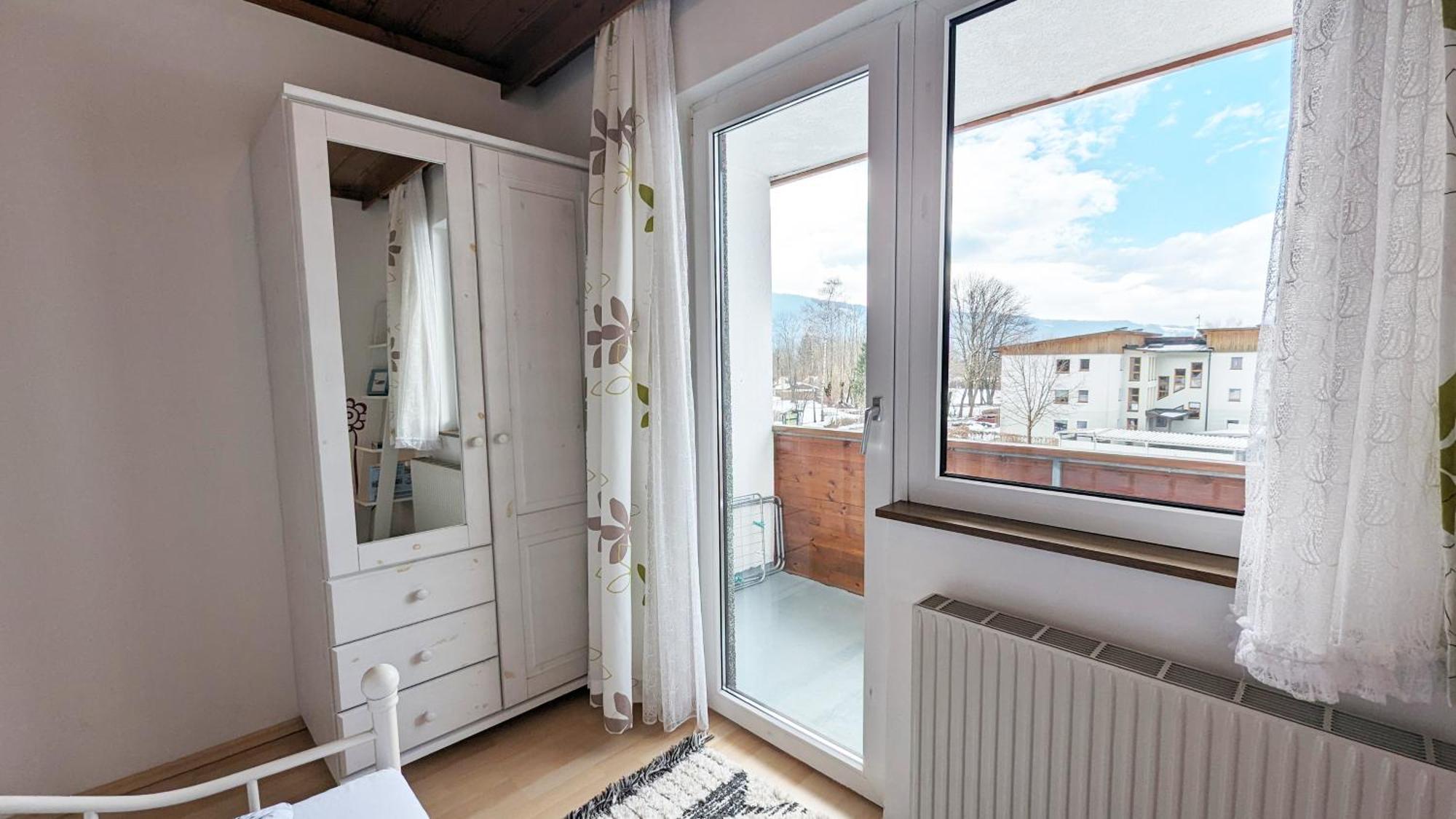 Ferienwohnung Edeltraud, Fusslaeufig Zum See Und 20 Minuten Vom Skigebiet Entfernt Döbriach Esterno foto