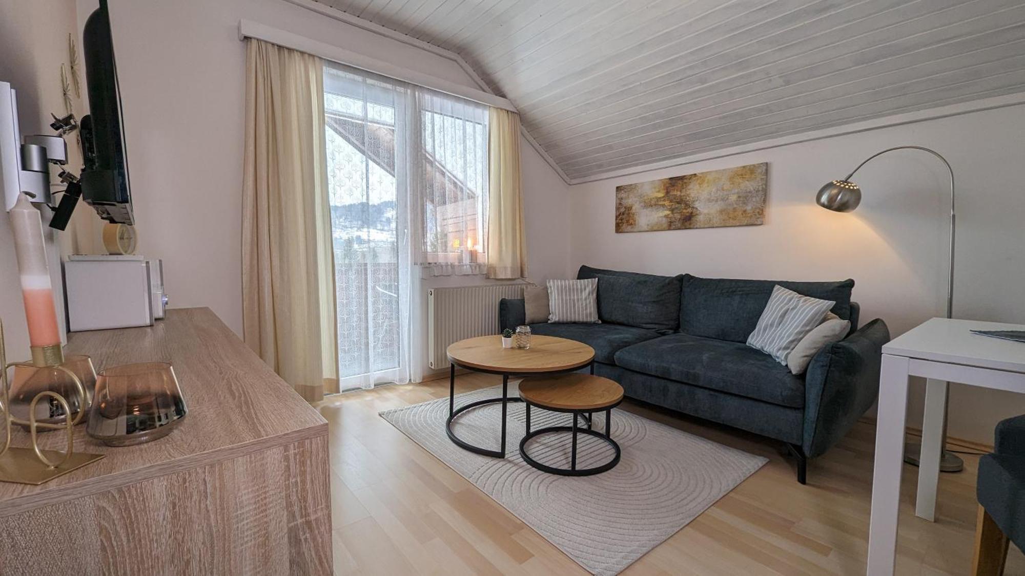 Ferienwohnung Edeltraud, Fusslaeufig Zum See Und 20 Minuten Vom Skigebiet Entfernt Döbriach Esterno foto